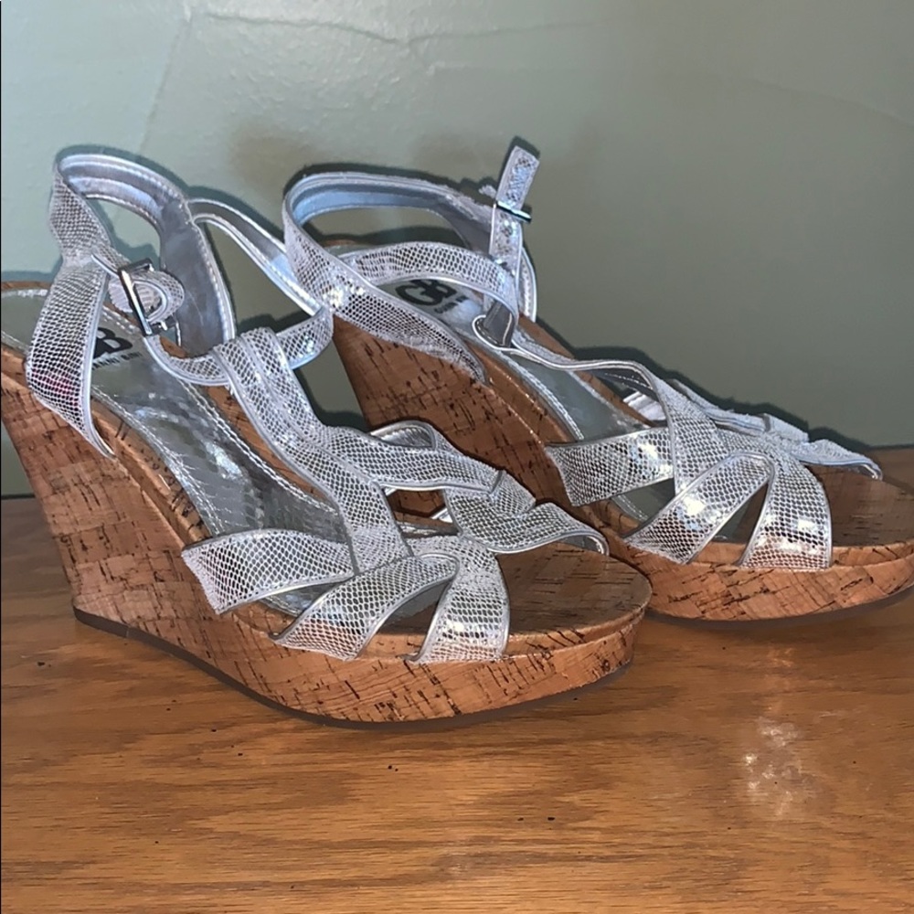 Gianni Bini Silver and Tan Wedge Heels